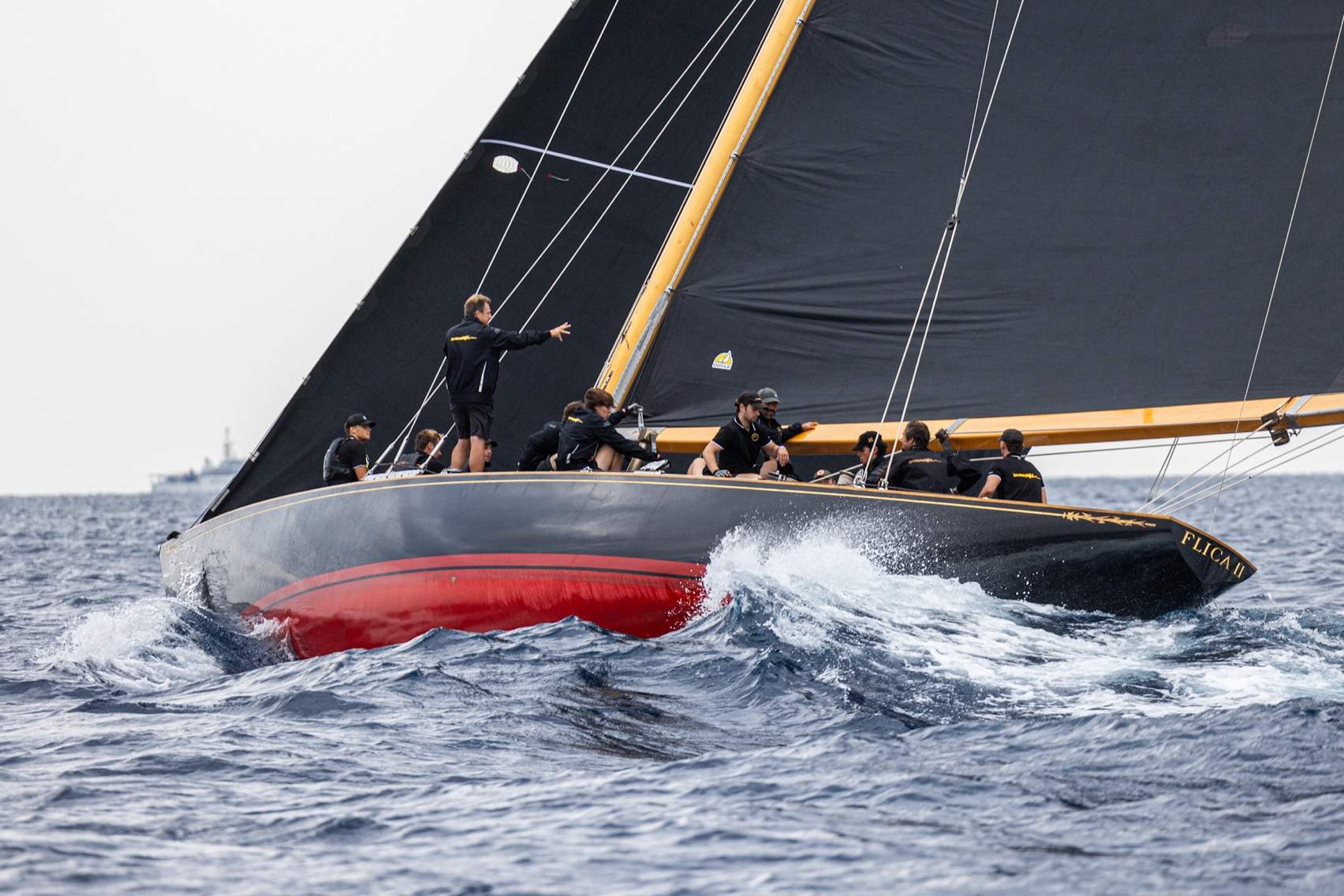 El Orient Express y el Alinghi Red Bull se lo jugarán todo en la última jornada