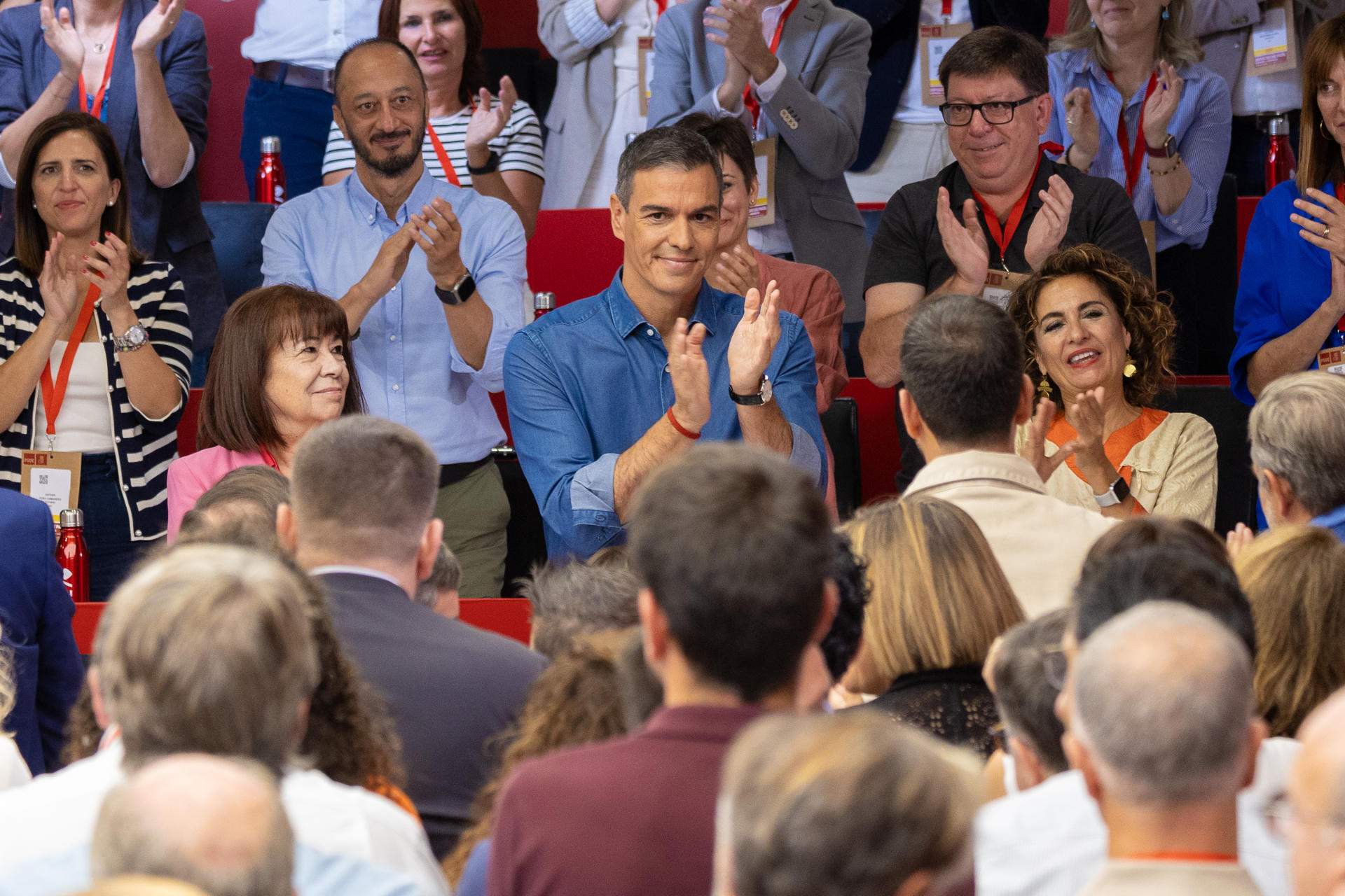 Sánchez engega una renovació al PSOE sense sufocar la tensió interna pel finançament