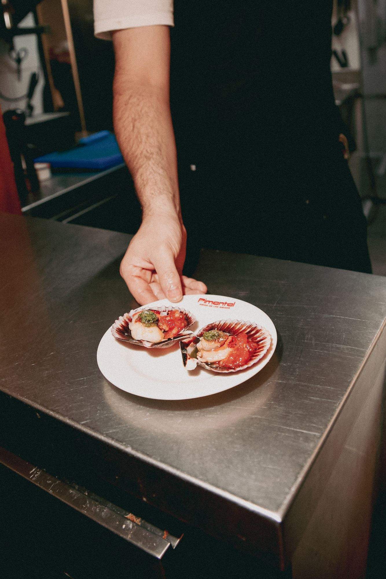 El petit bar del Born amb una cuina jove que manté l'essència de les tapes tradicionals