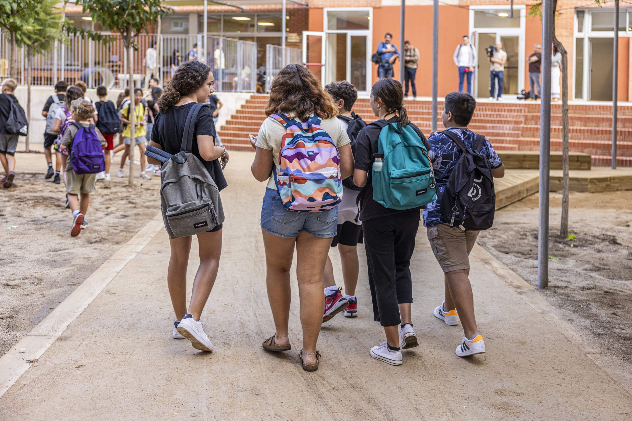 Un professor denuncia en un llibre les noves metodologies: "L'escola és una extensió del casal d'estiu"