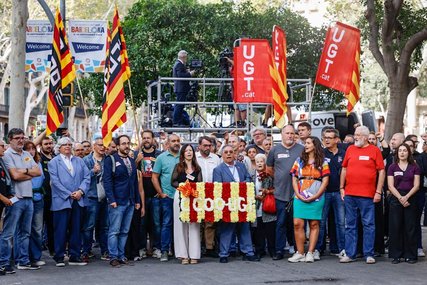 Diada 11S 2024 Ofrena Floral a Rafael Casanova CCOO UGT / Foto: Carlos Baglietto