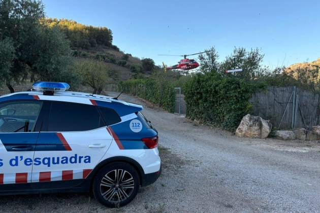 Efectivos de emergencias al incendio de Cabacés / GRS