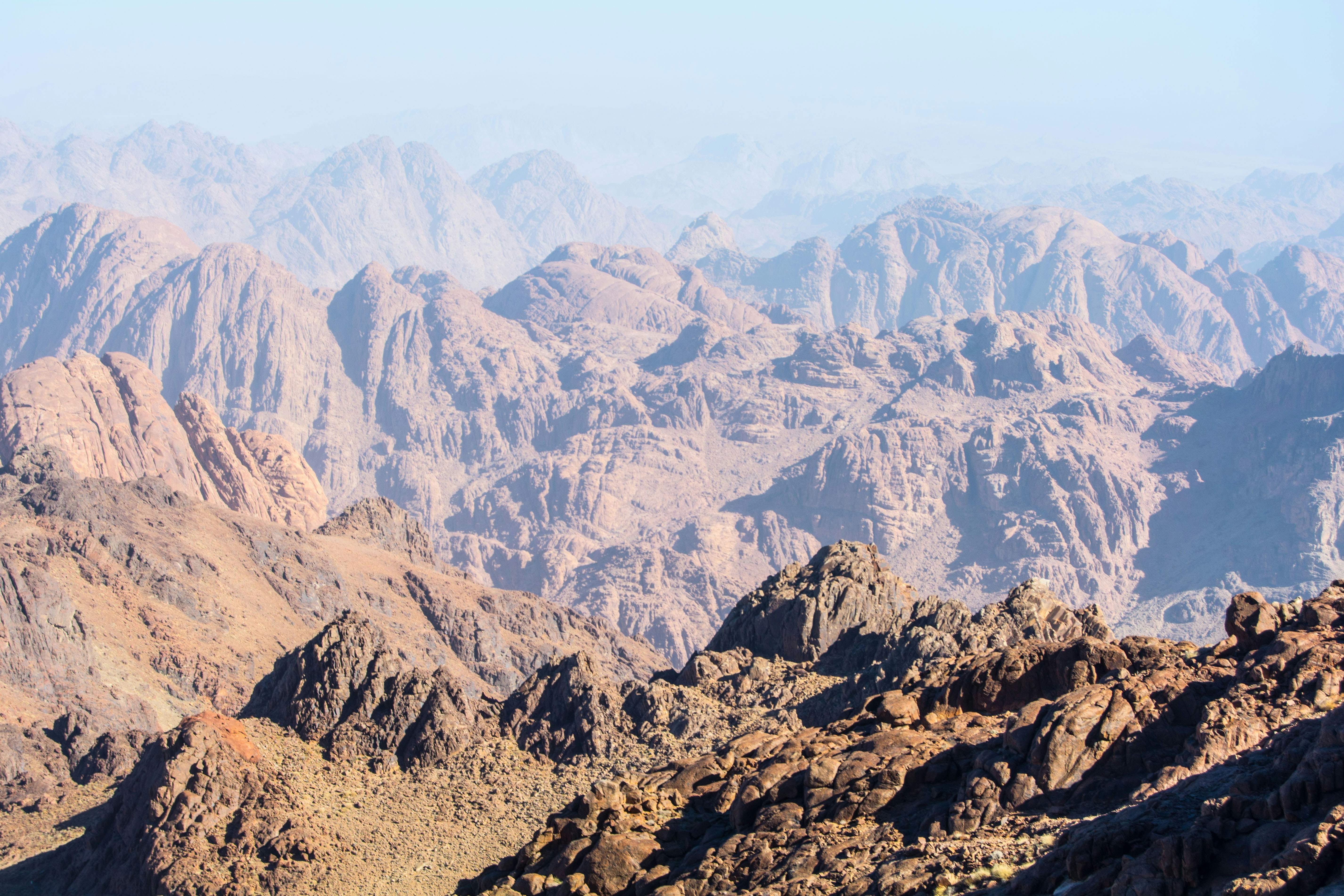 El controvertido plan de convertir un desierto en tierra fértil y verde