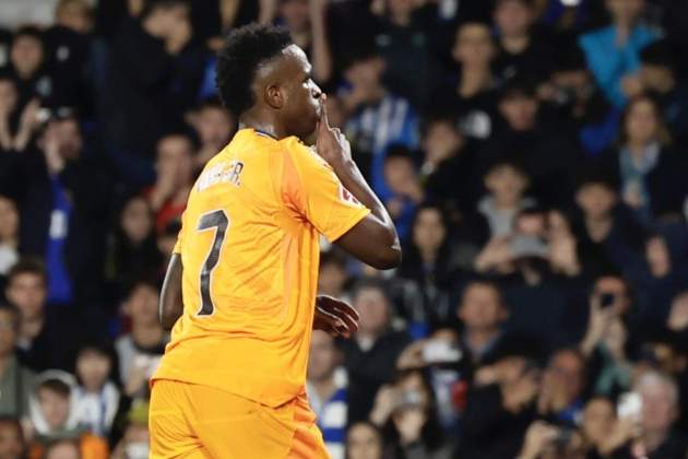 Vinicius celebra el seu gol amb el Reial Madrid contra la Reial Societat / Foto: EFE