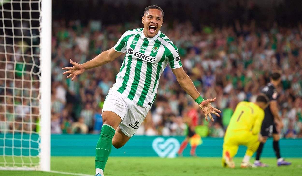 Vitor Roque, mensaje a Deco, Flick y Xavi, sorpresa en el Barça y en el Betis