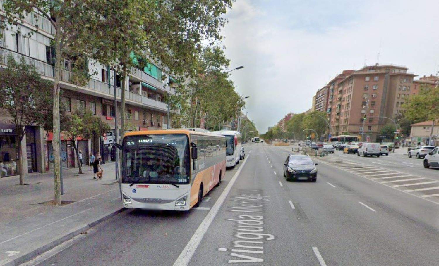 Junts denuncia que la macroparada de autobuses en la Meridiana sumará otra línea