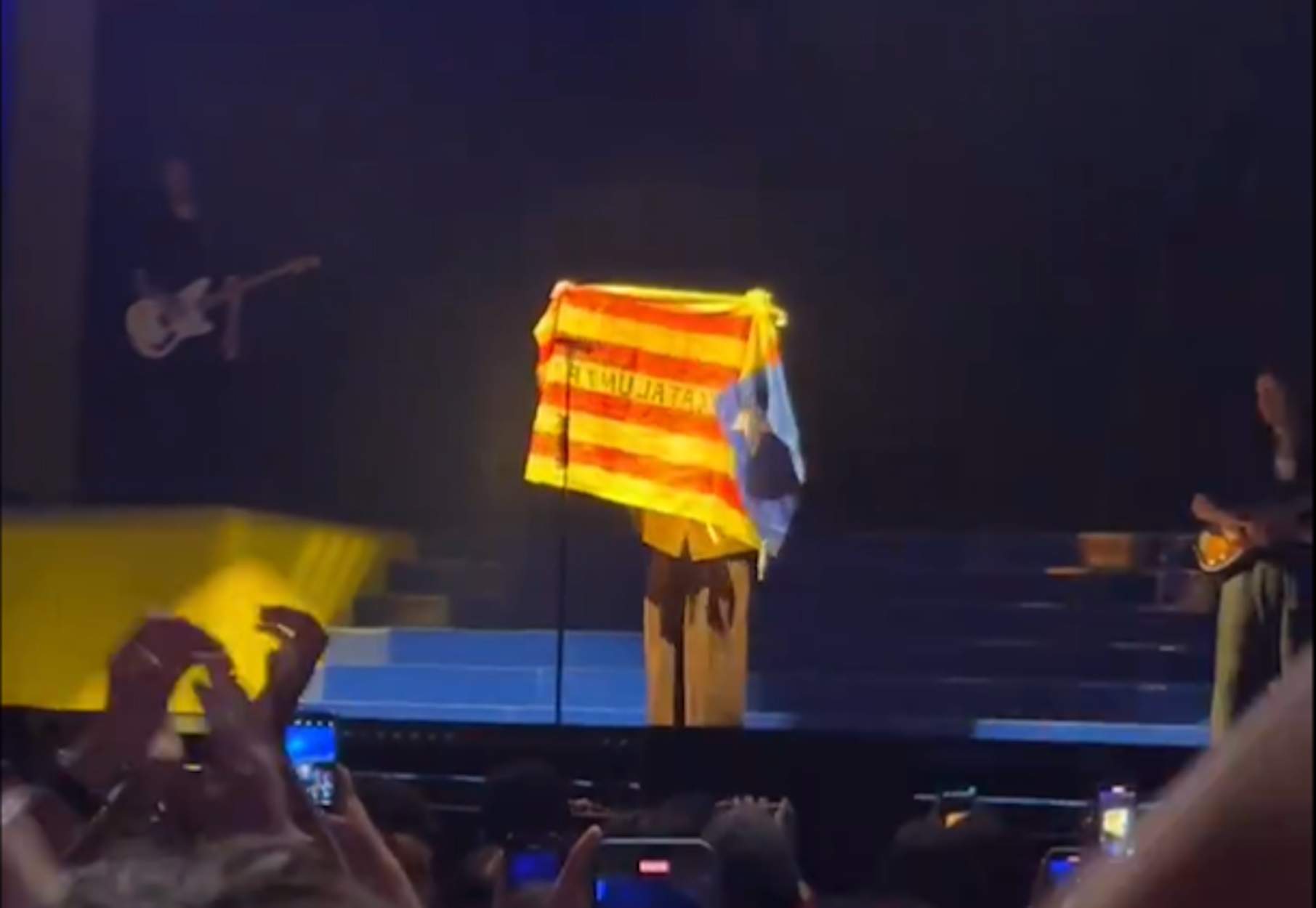 girl in red estelada