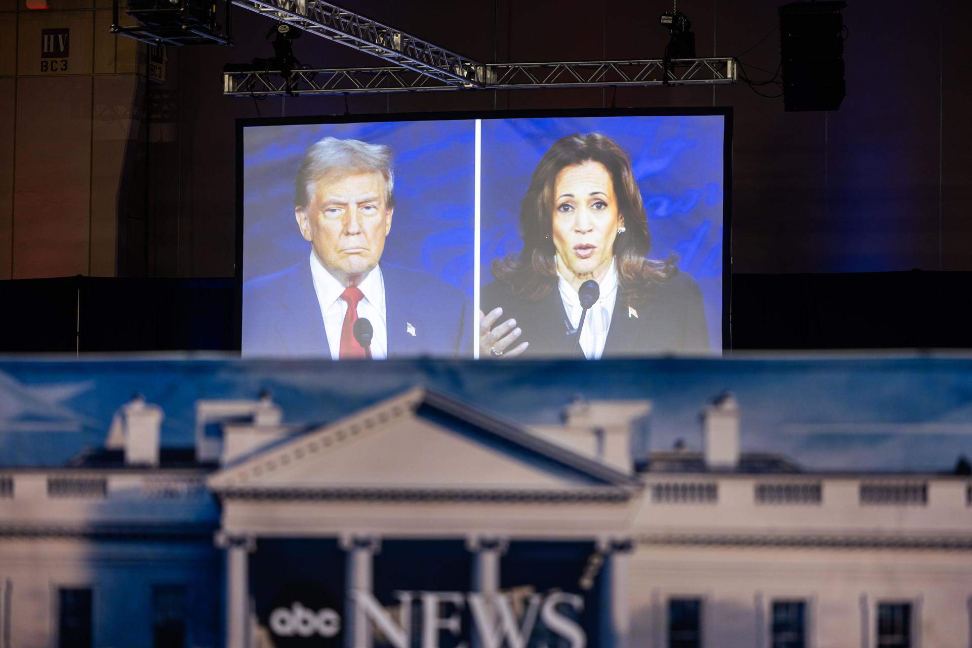 Ajustada carrera Harris-Trump a 50 días de las elecciones en EEUU: así están las encuestas