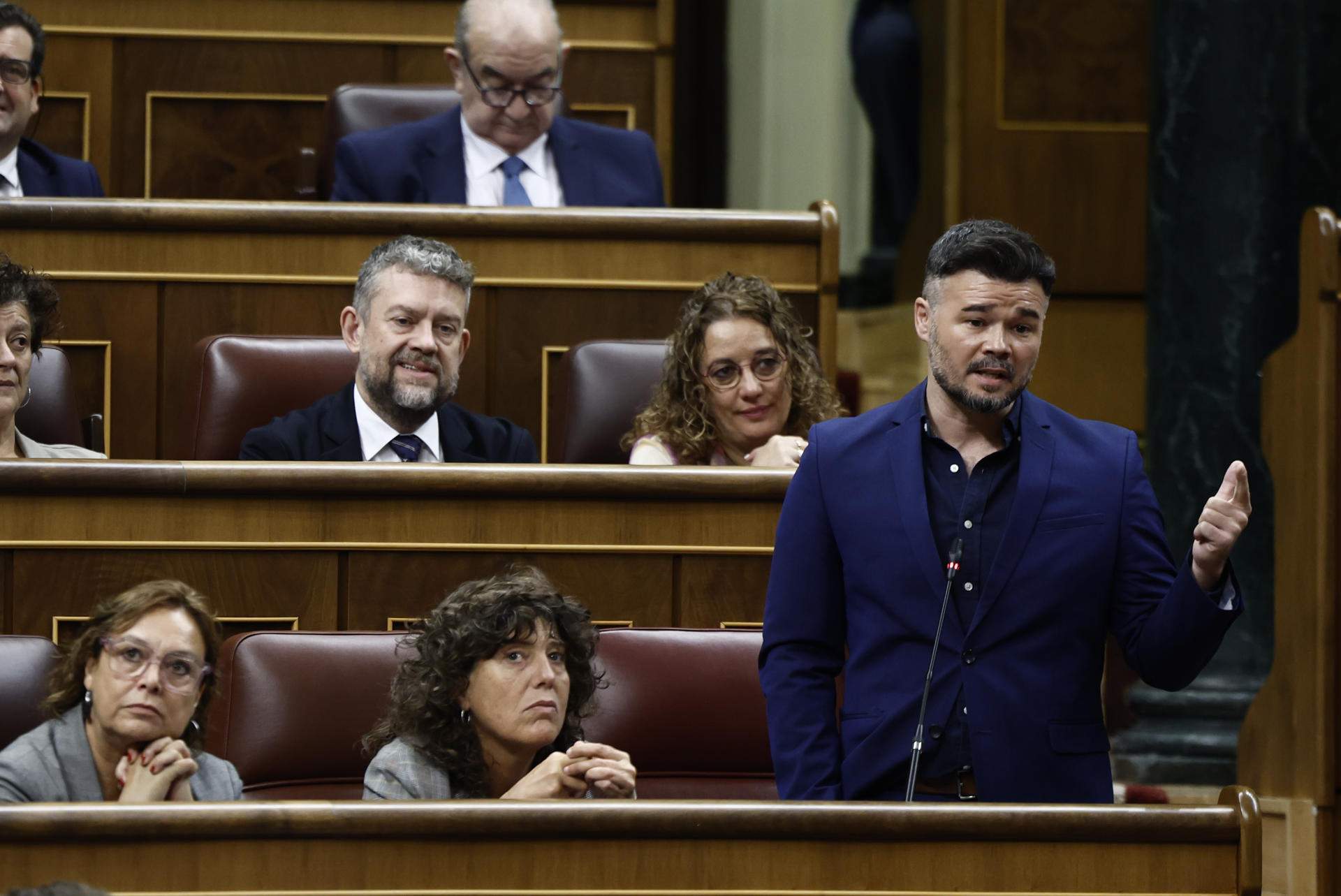 Rufián critica al PSOE por "no plantarse ante el chantaje" de Junts con la senda de déficit