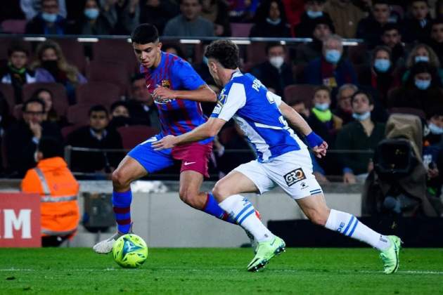 Ilias Akhomach debuta amb el Barça contra l'Espanyol / Foto: FC Barcelona