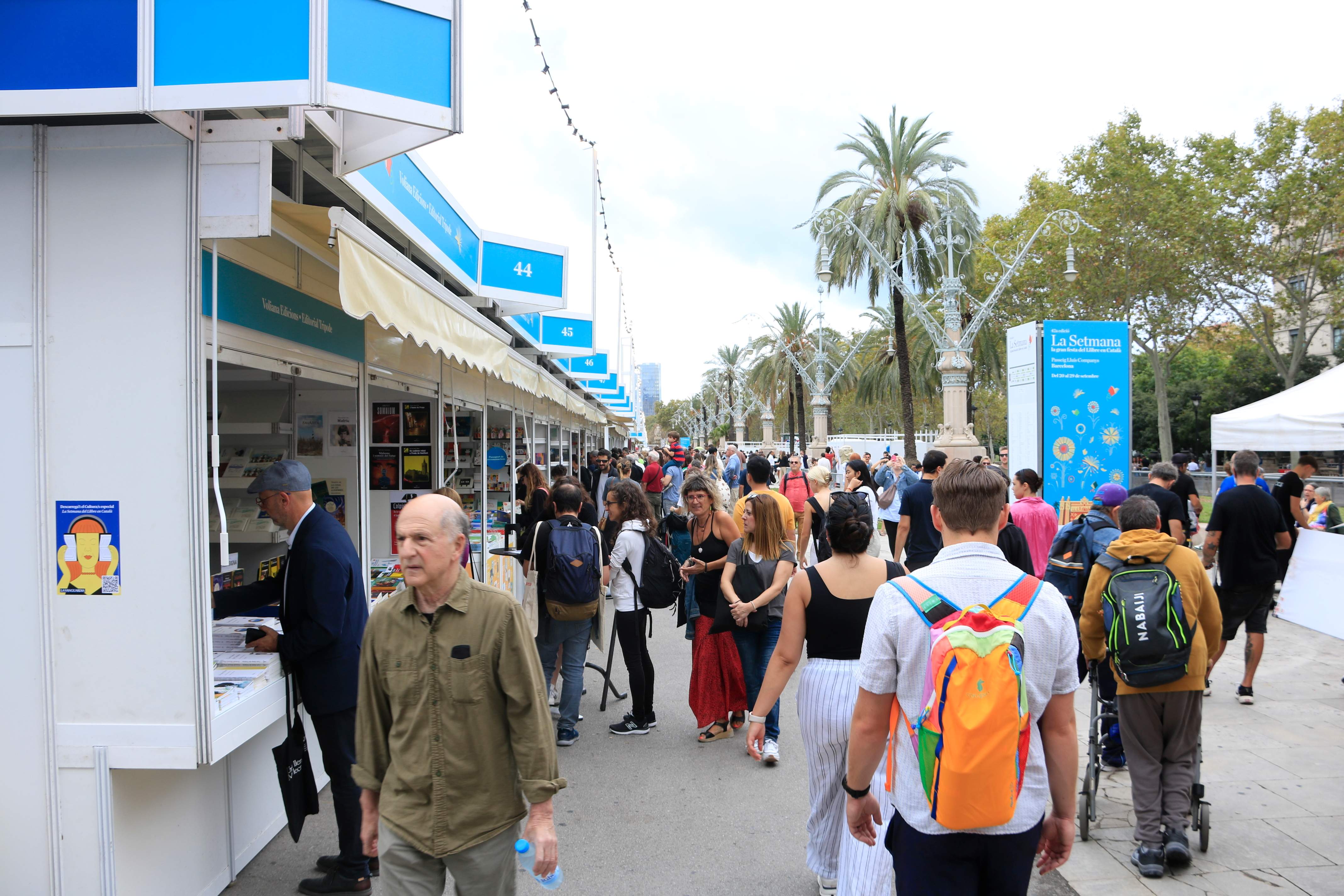 Polémica a la Setmana del Llibre en català por un cuentacuentos en castellano