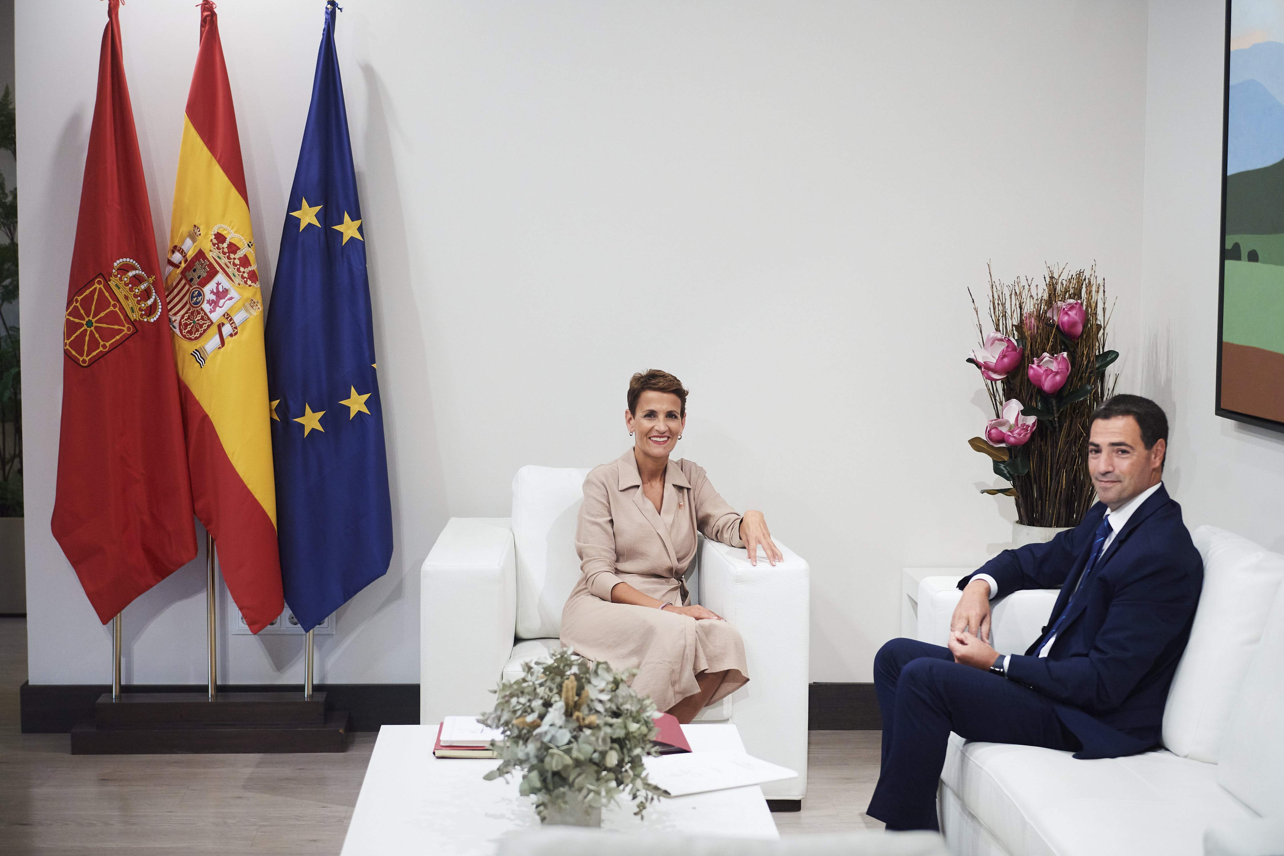 Pradales i Chivite defensen junts el seu model foral en ple debat sobre el finançament