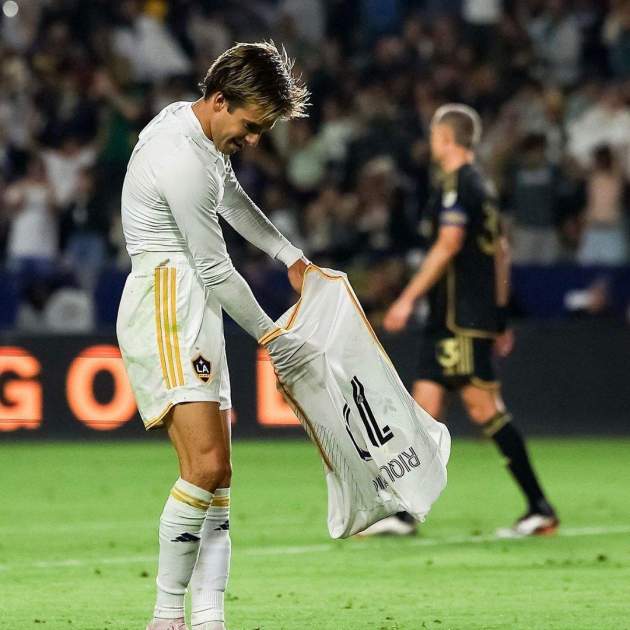 Riqui Puig fent de torero / Instagram