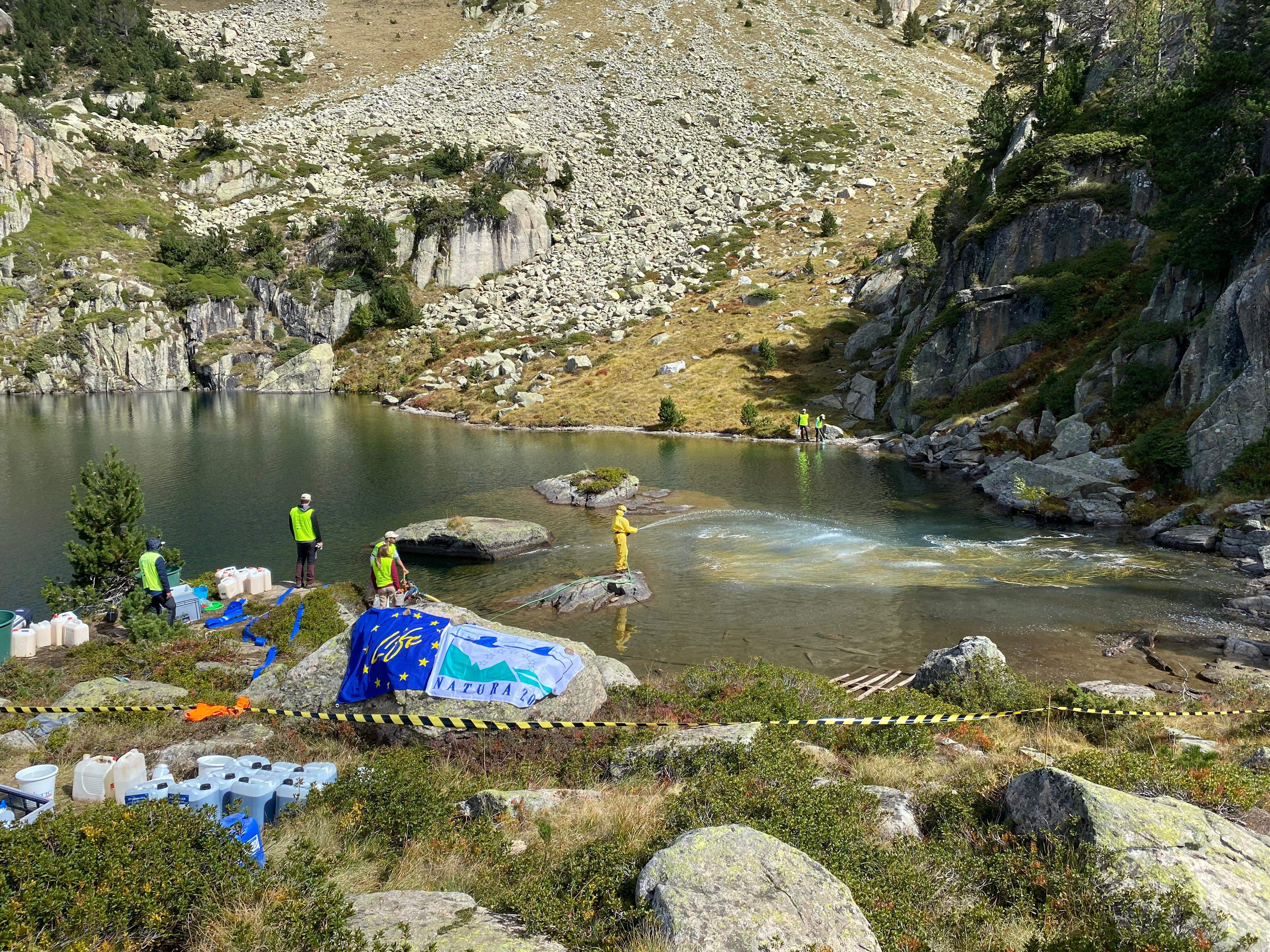 Biocidas biodegradables para recuperar los ecosistemas acuáticos de alta montaña