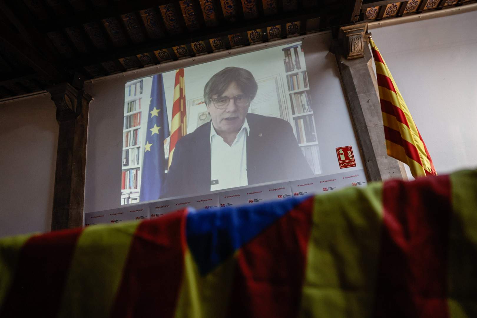 Aproves que Puigdemont presideixi Junts?