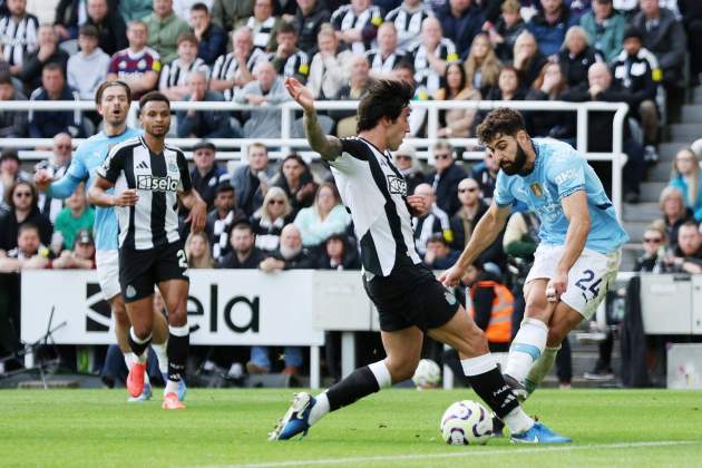 Sandro Tonali Josko Gvardiol Newcastle Manchester City / Foto: EFE