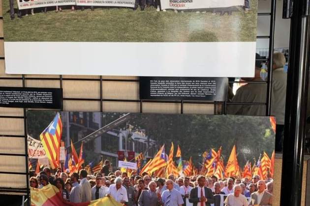 Imatges històriques de l'independentisme a Arenys en els SOM 1-O / Carlos Baglietto