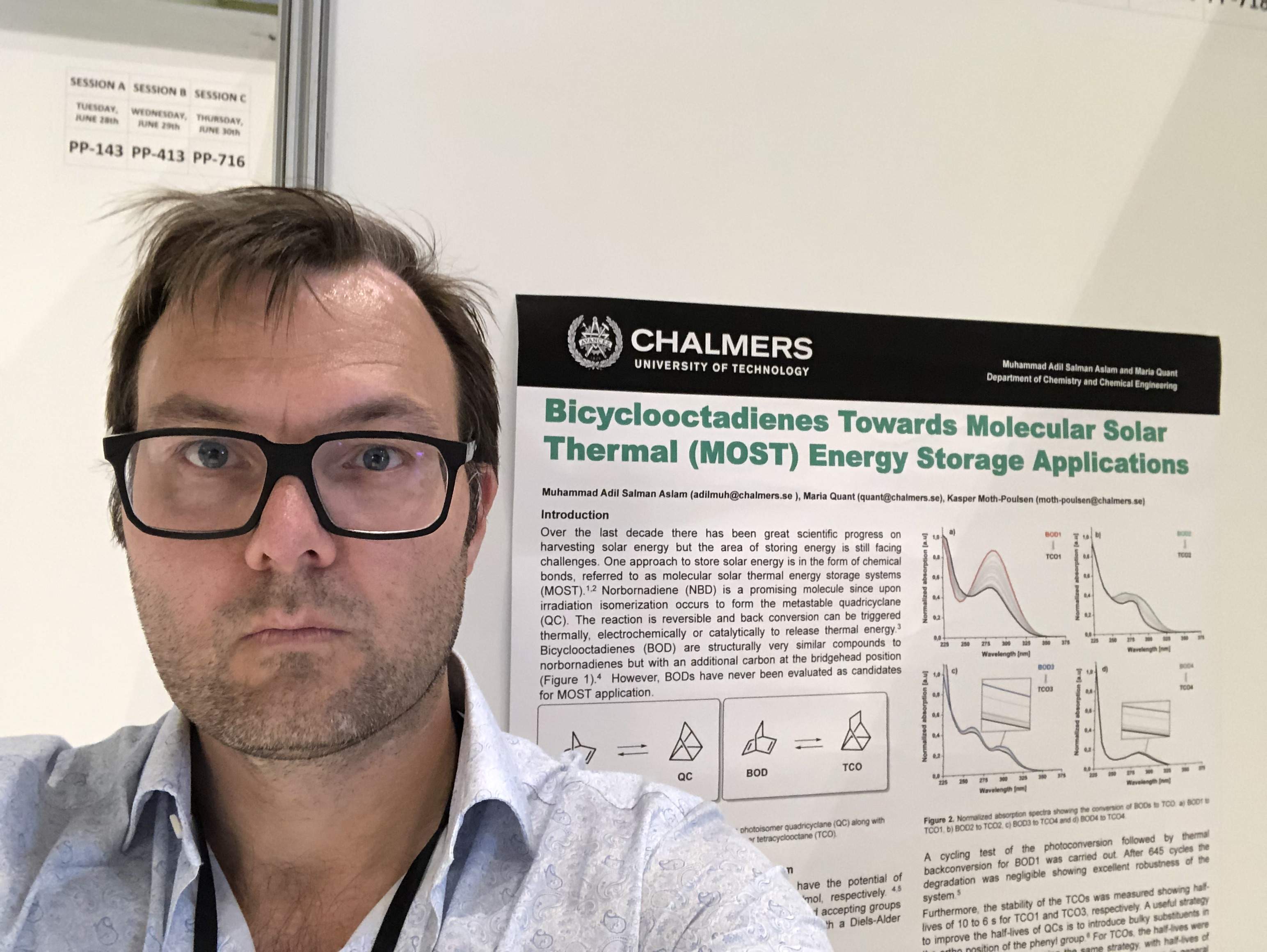 Científics de la UPC creen cèl·lules solars capaces d'emmagatzemar l'energia que produeixen