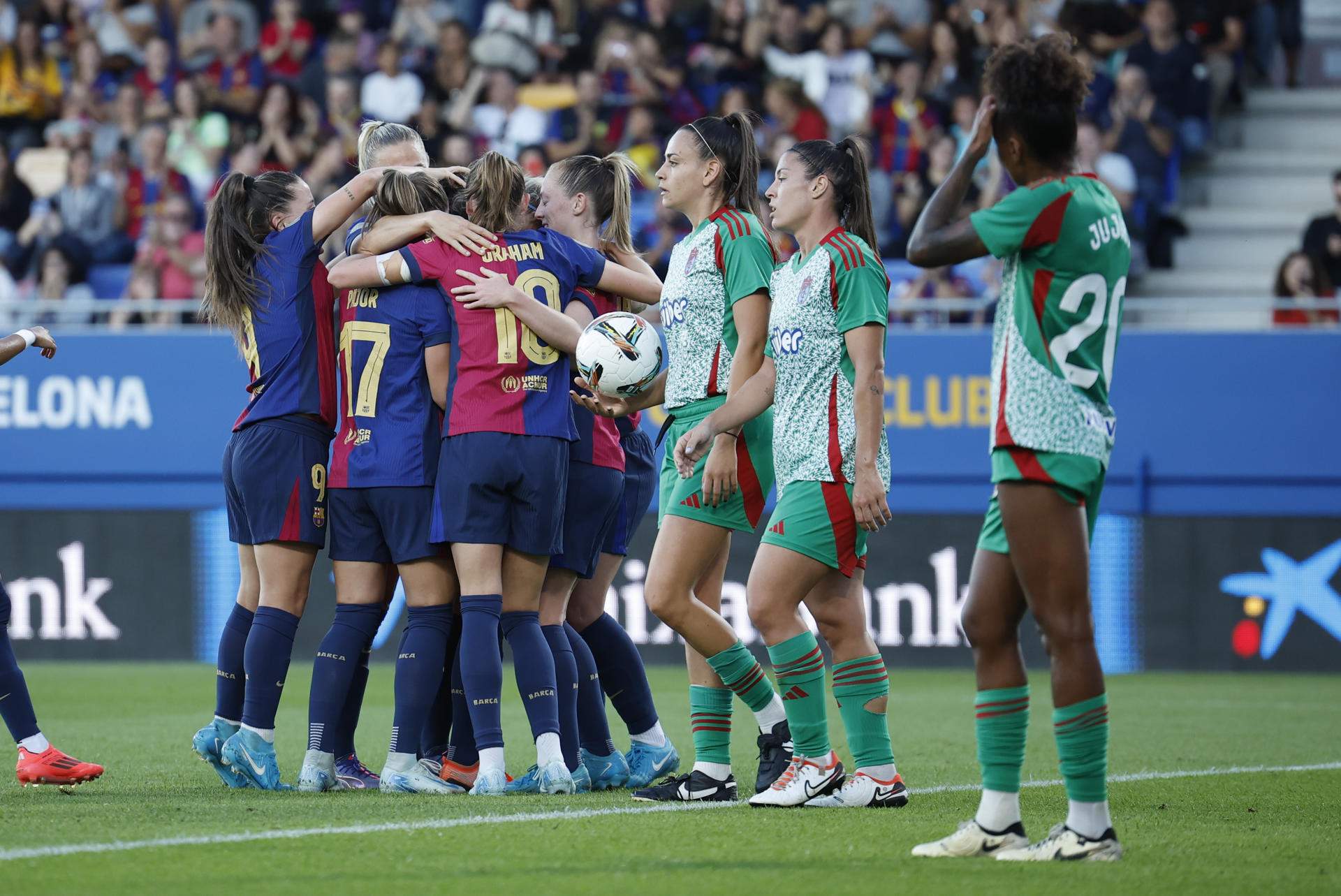 Festival de gols del Barça femení davant d'un innocent Granada (10-1)