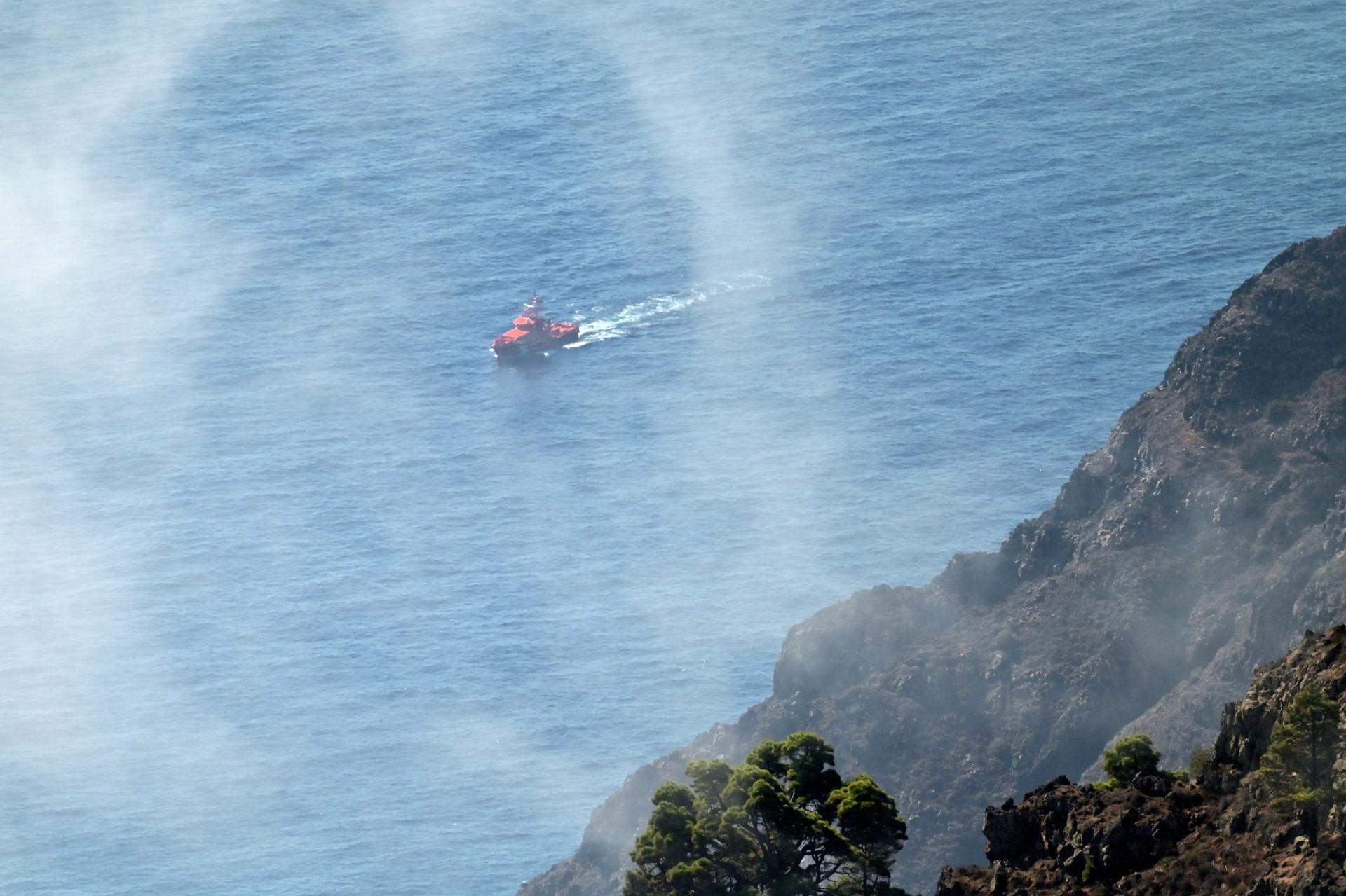 Tragèdia a les Canàries: nou morts i 48 desapareguts en un naufragi a pocs quilòmetres d'El Hierro