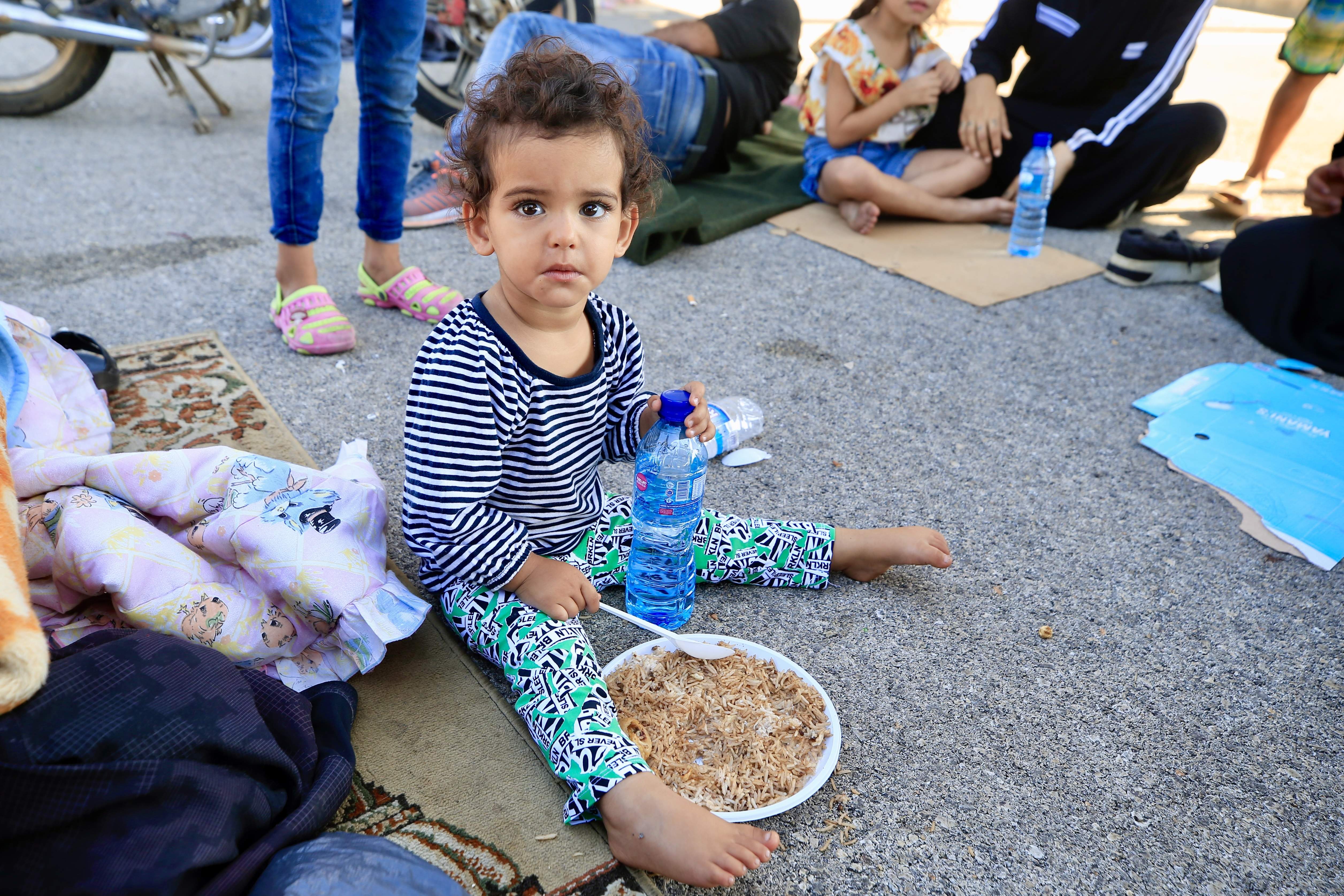 Altres conseqüències dels atacs d'Israel al Líban: 100.000 persones es refugien a Síria