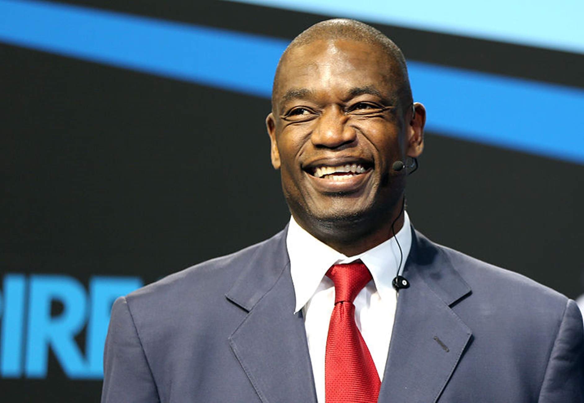 Muere Dikembe Mutombo, leyenda de la NBA, a los 58 años