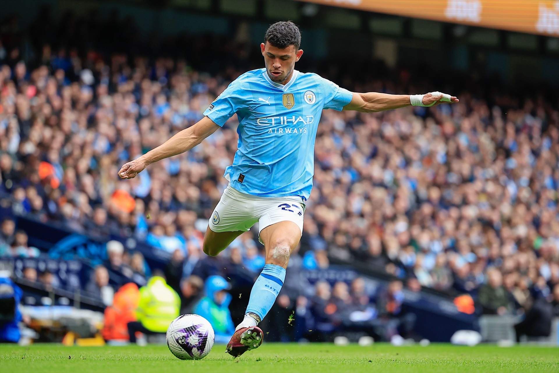 Un jugador del Manchester City, detenido por robar un móvil en una discoteca de Madrid