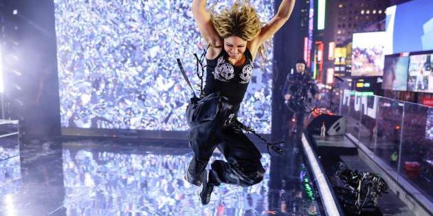 Shakira durante su actuación en el Times Square / Instagram