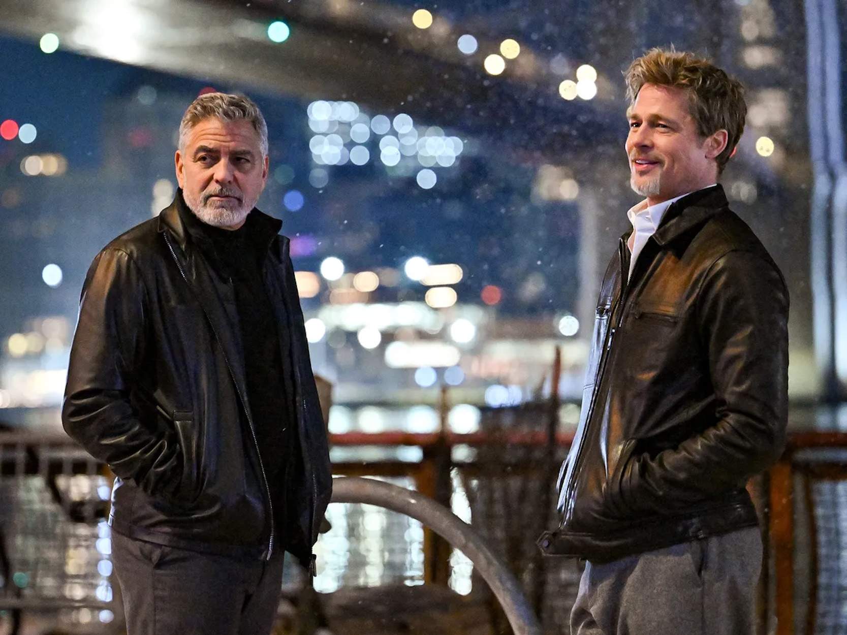 'Wolfs': George Clooney i Brad Pitt, dos madurets sexis fent el que sempre han fet