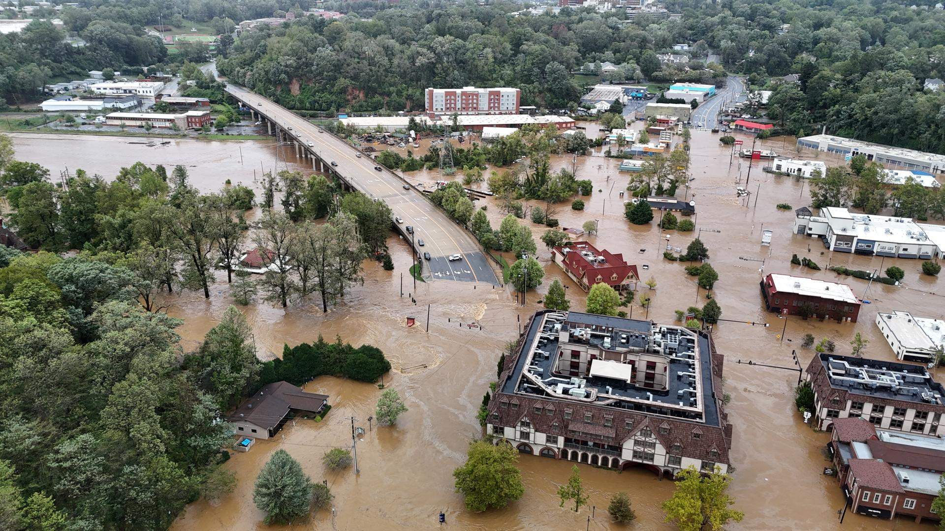 huracà Helene, North Carolina (2)