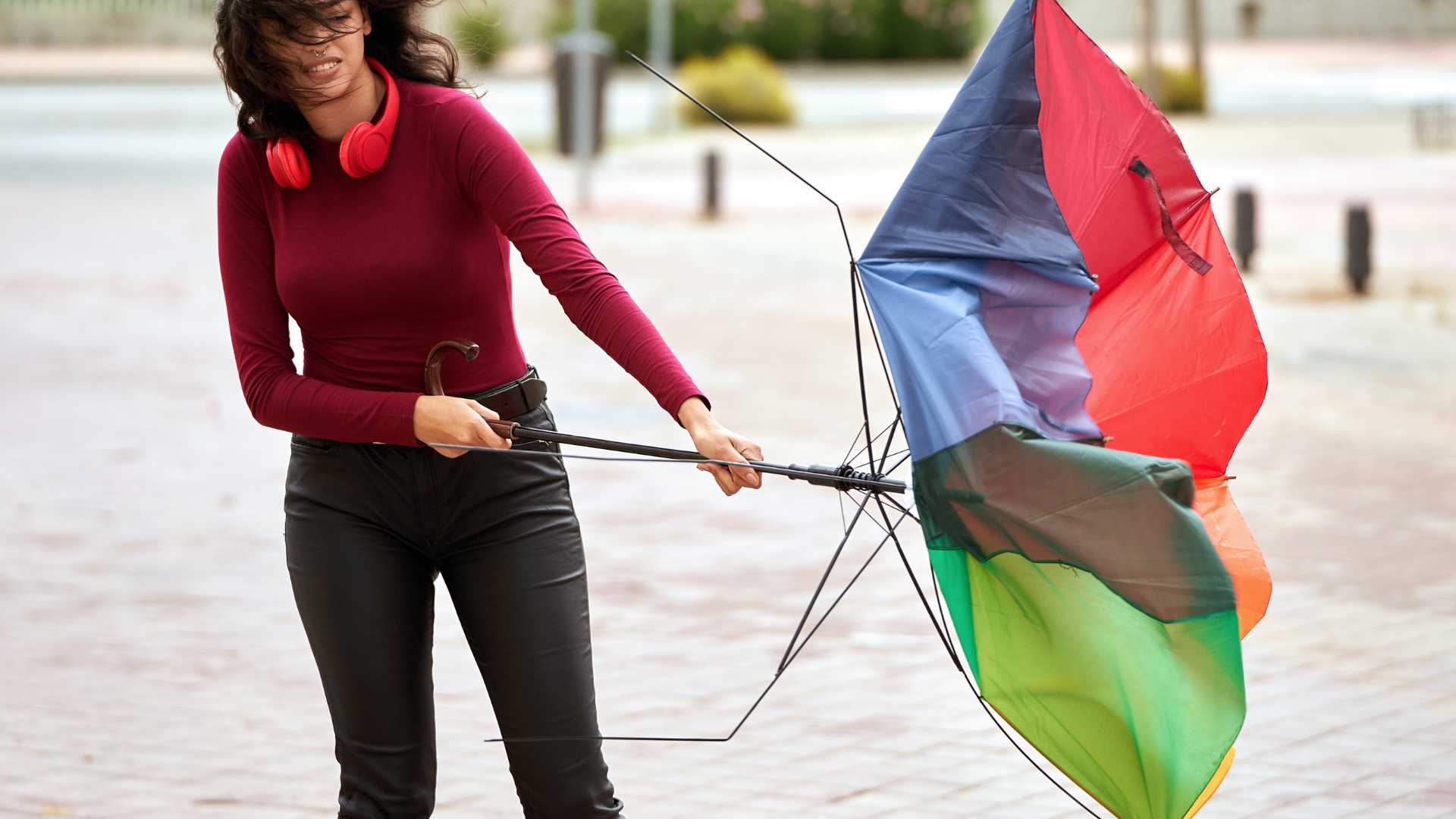 Cambio de tiempo inminente en Catalunya: vuelven las lluvias, las tormentas y el viento