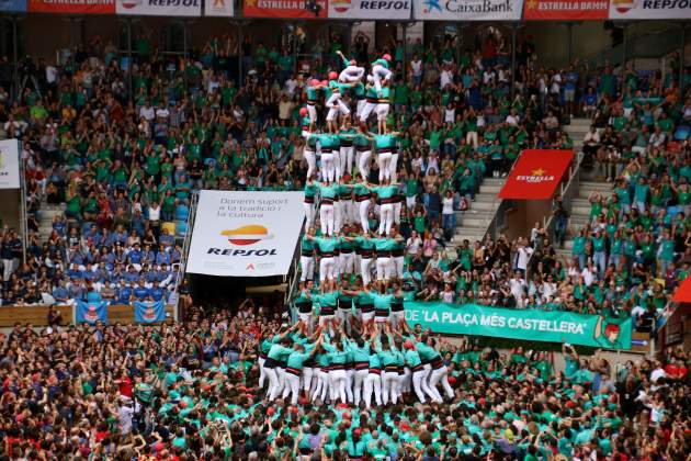 9 de 9 castellers de vilafranca concurs castells tarragona acn 1