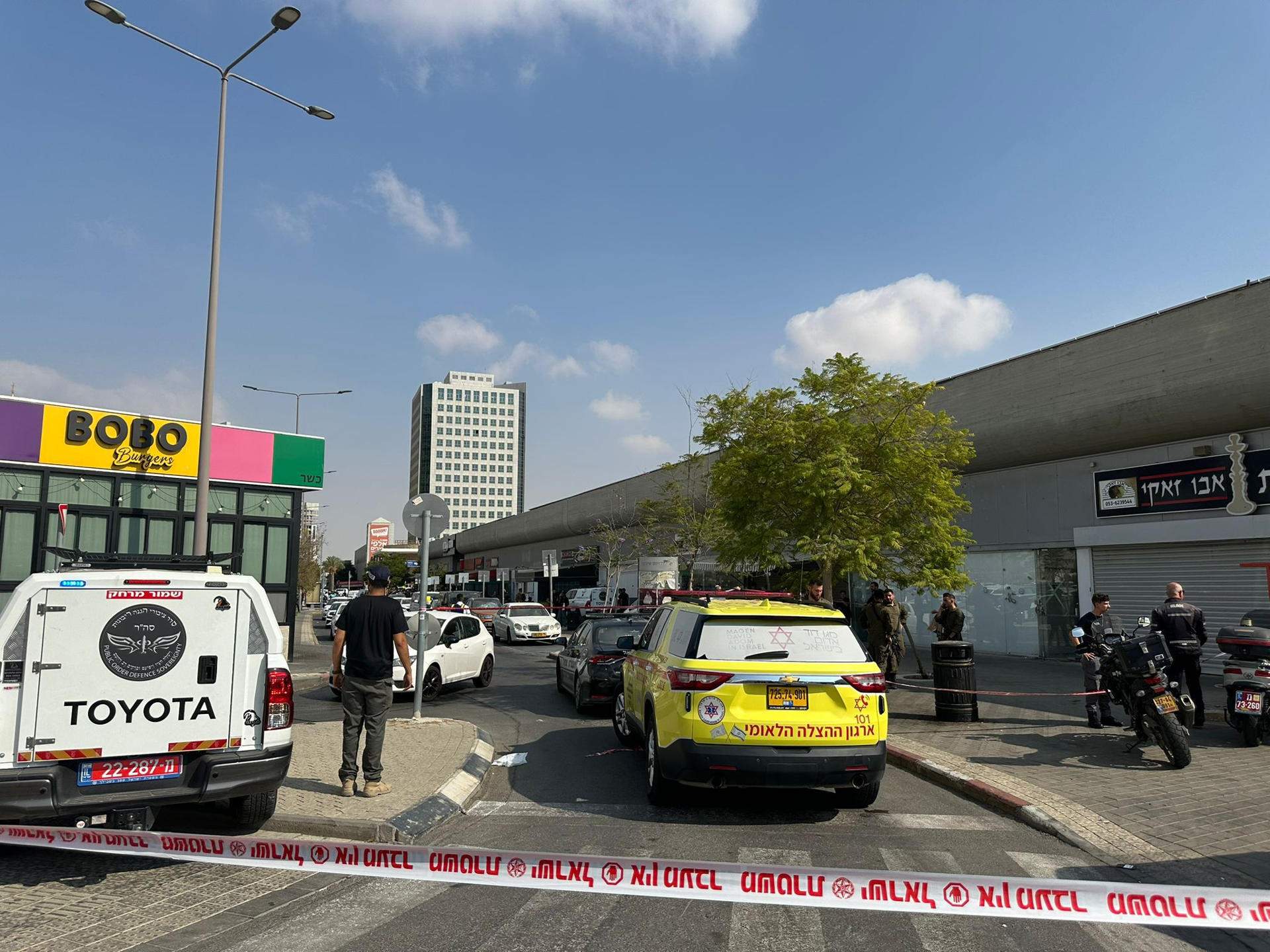 Muere una policía en un tiroteo en una estación de autobuses en el sur de Israel