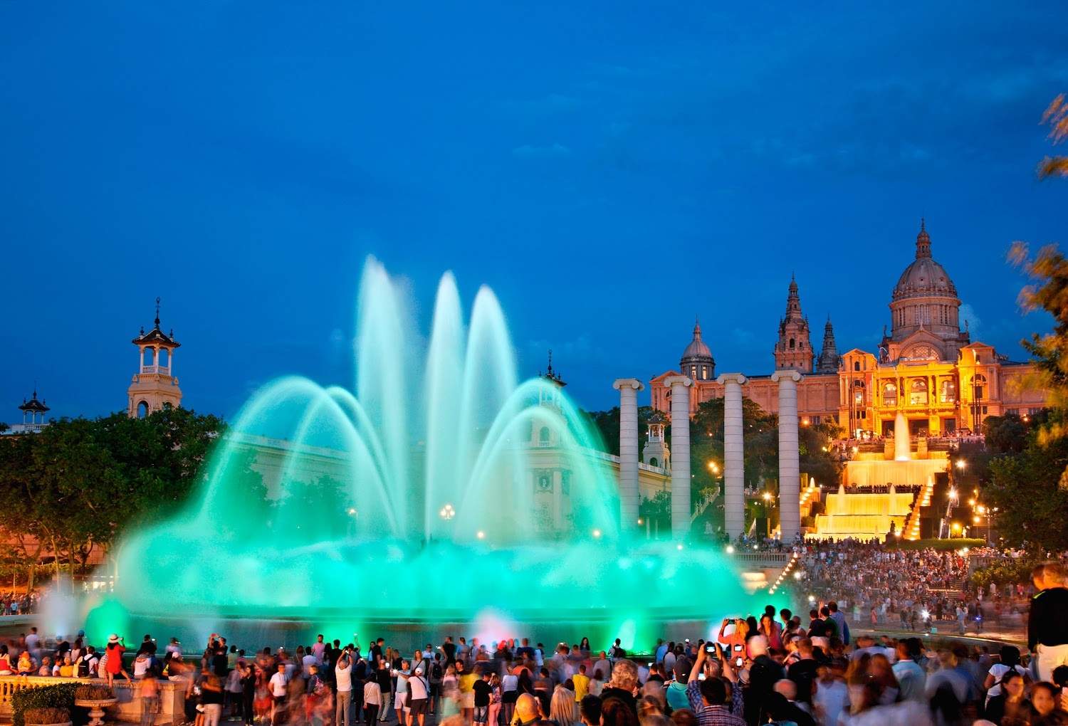 Dos anys sense la Font Màgica de Montjuïc: demanen a l’Ajuntament que torni a brollar