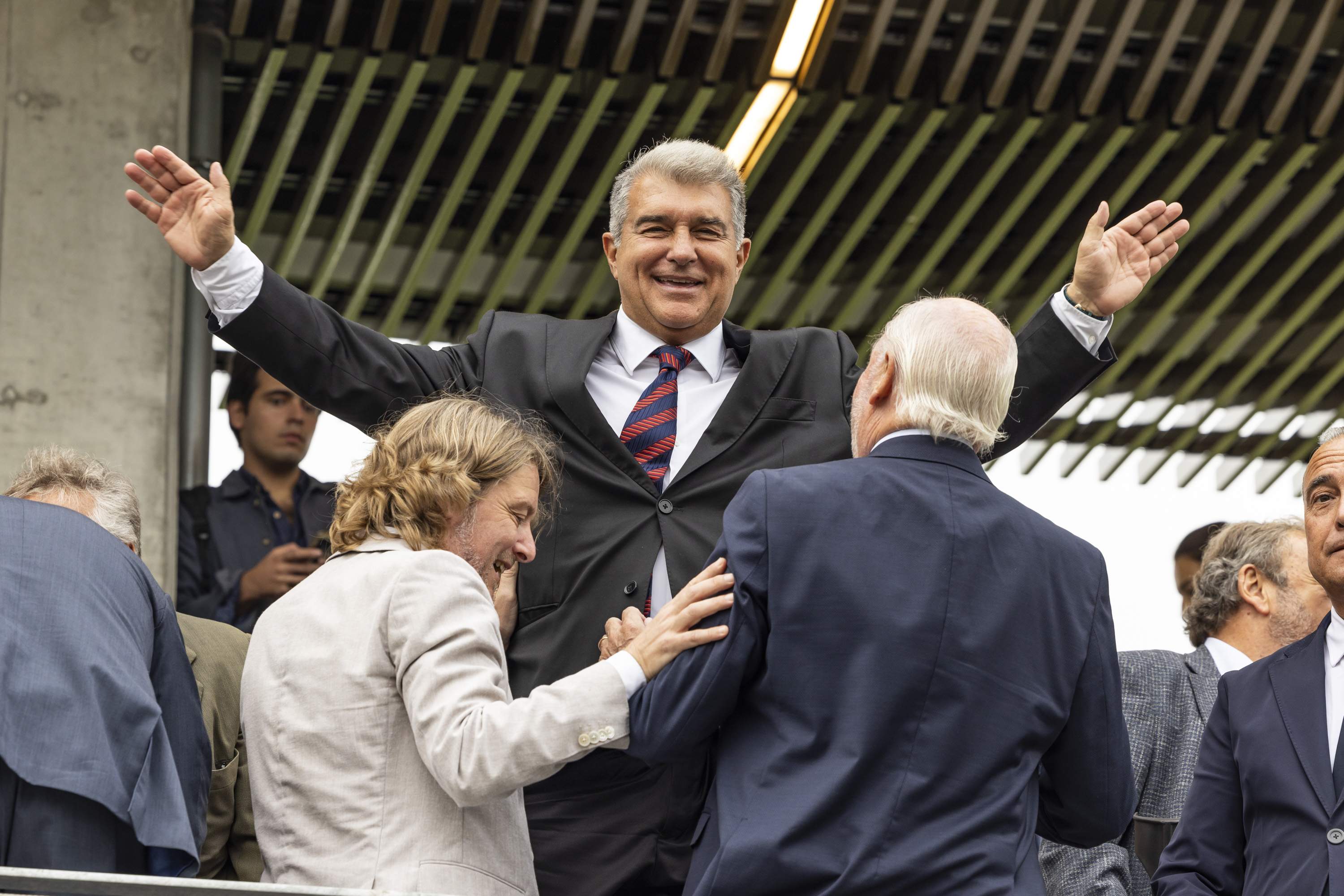 Joan Laporta el fica en un canvi inesperat en el Barça, davanter per davanter, bomba