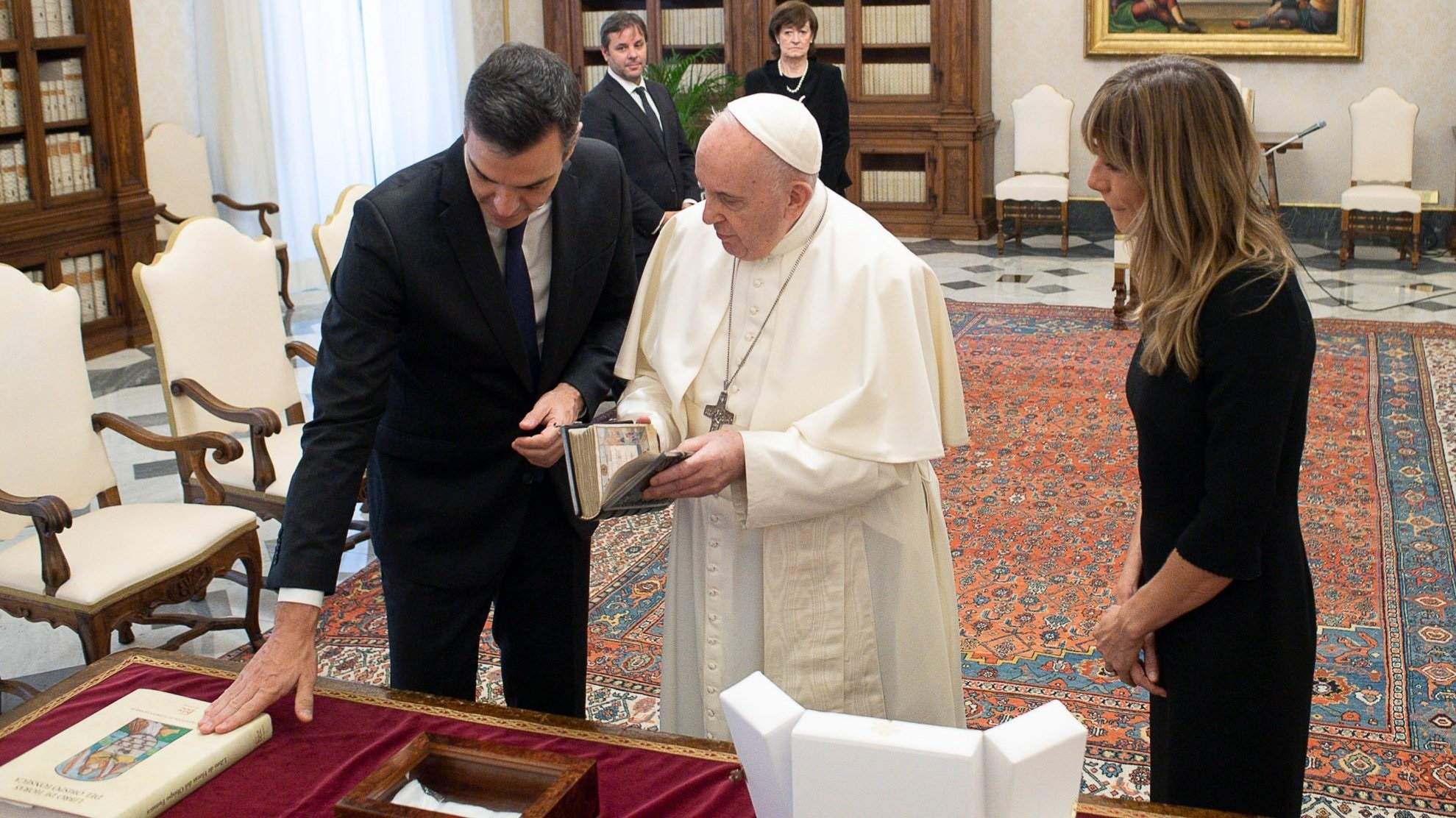 Sánchez se reunirá este viernes con el Papa para abordar la crisis en Oriente Medio