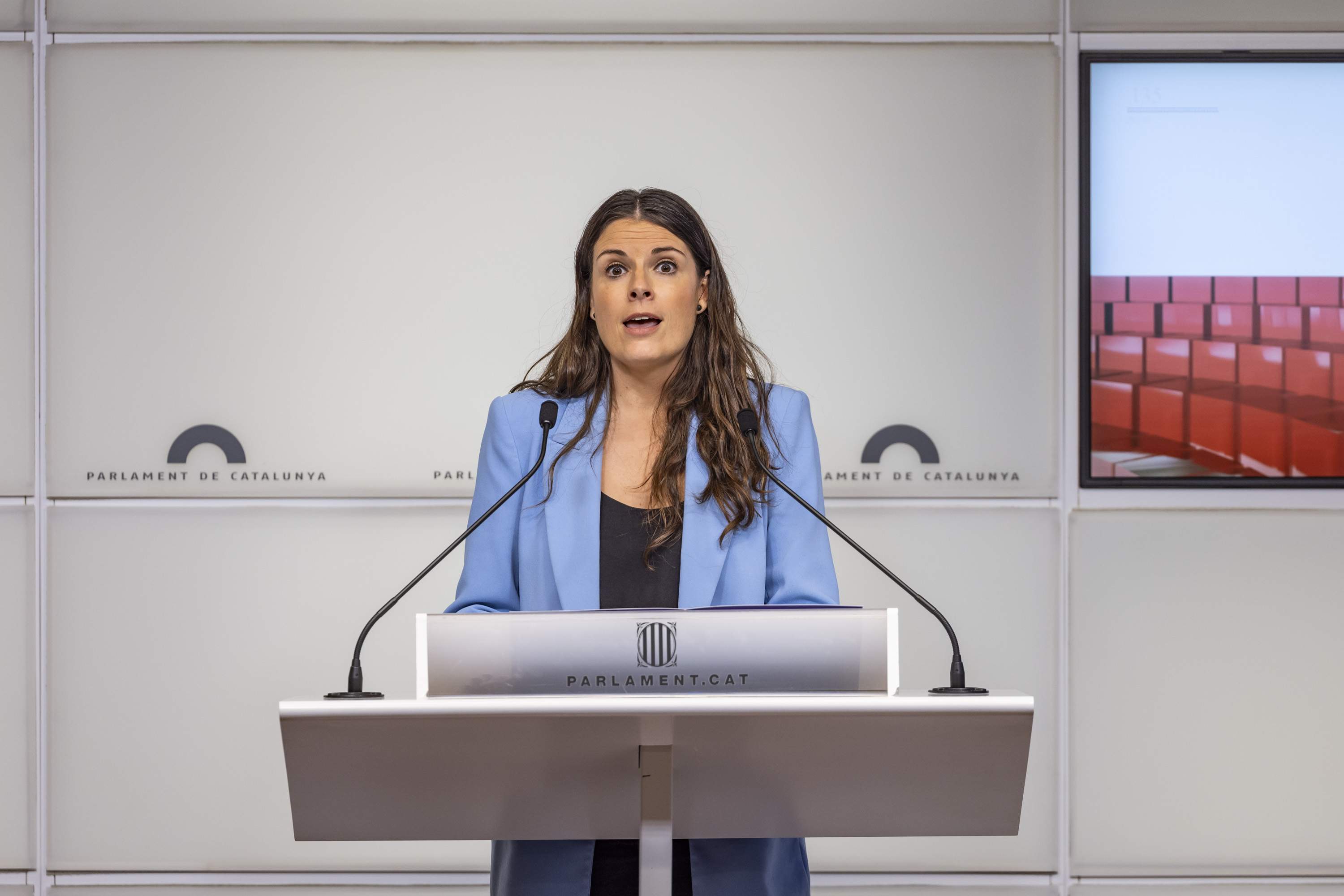 Junts no se cree las viviendas de Illa: "Siempre tenemos anuncios de lluvia de millones y nunca cumplen"