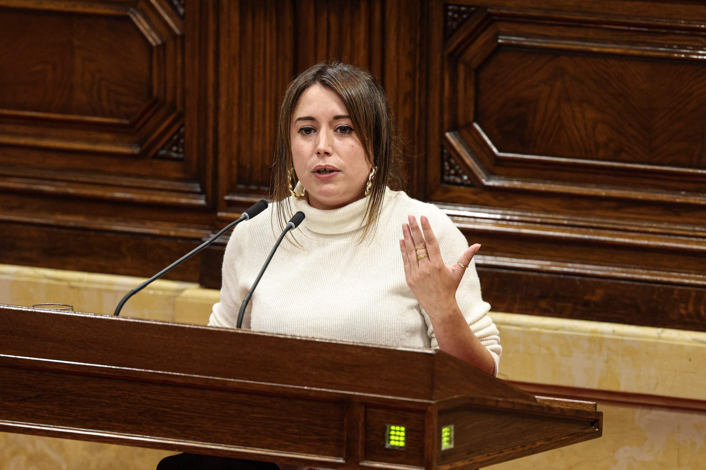 Un sindicat policial insta Rull a multar una diputada de la CUP per reivindicar pedrades contra mossos