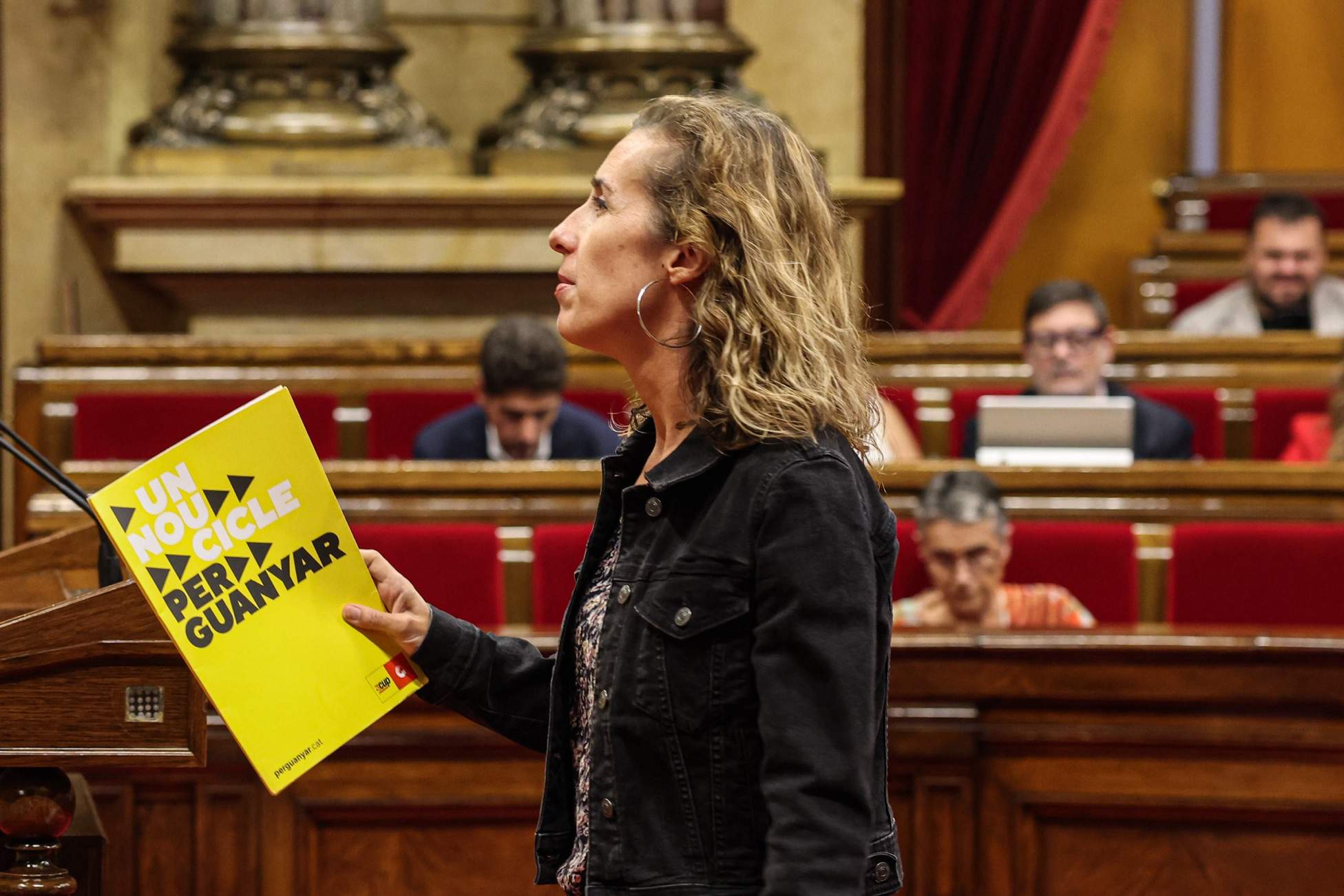 Comuns y CUP piden la dimisión de Mazón en el País Valencià: "Por incapaz, mentiroso y negacionista"