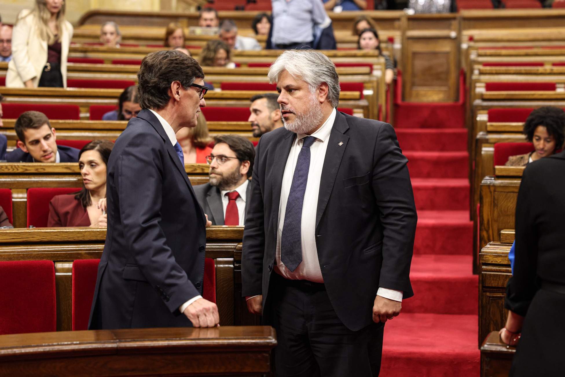 Junts accepta la trobada amb Illa però li retreu que no s'hagi reunit amb Puigdemont