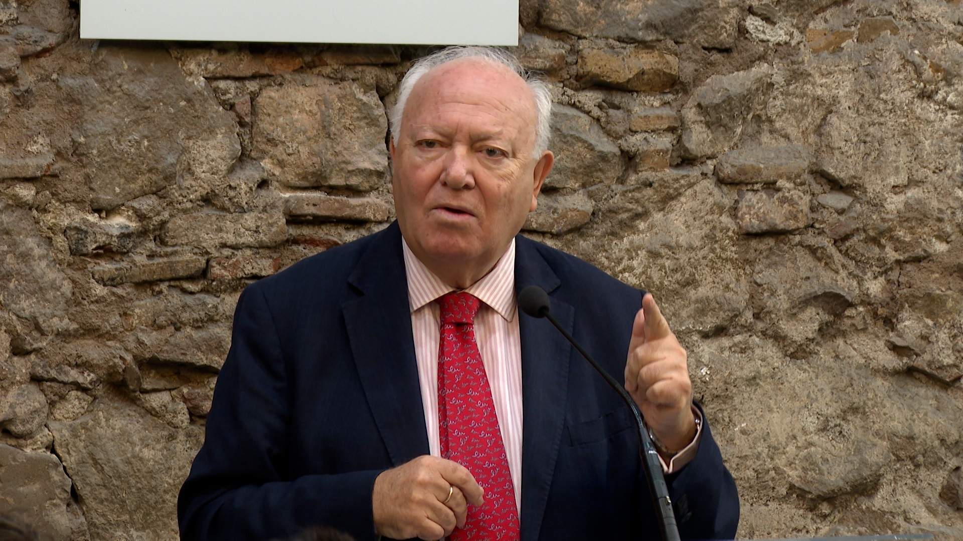 Miguel Ángel Moratinos: “Estamos al borde de una tercera guerra mundial”