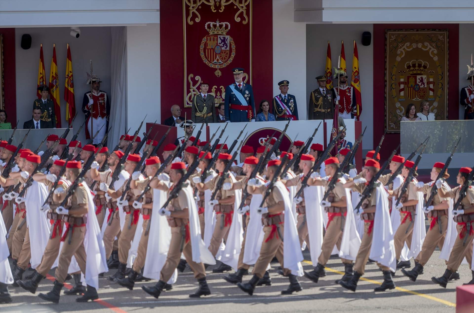 ¿Apruebas que Illa vaya al desfile de la Hispanidad?