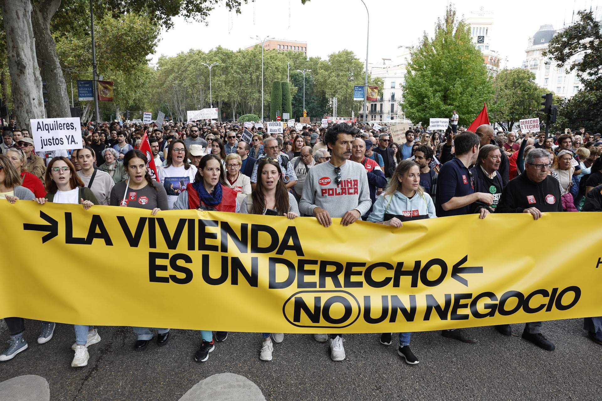 Llogaters omplen els carrers contra el "parasitisme" rendista i amenacen amb una vaga de pagaments