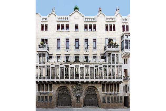 palacio guell 01