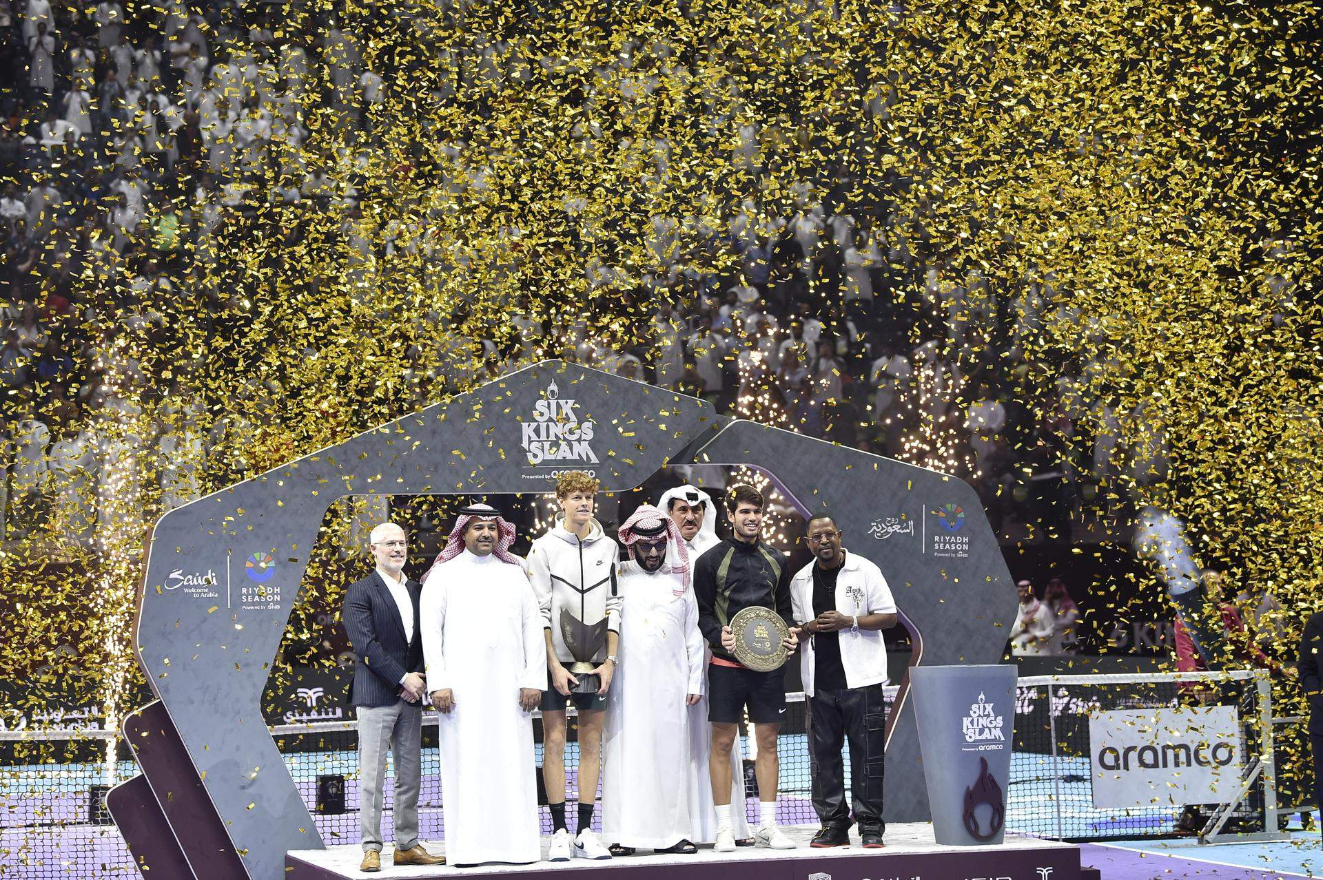 Jannik Sinner frena l'ambició de Carlos Alcaraz i aconsegueix el botí més gran de la història del tennis