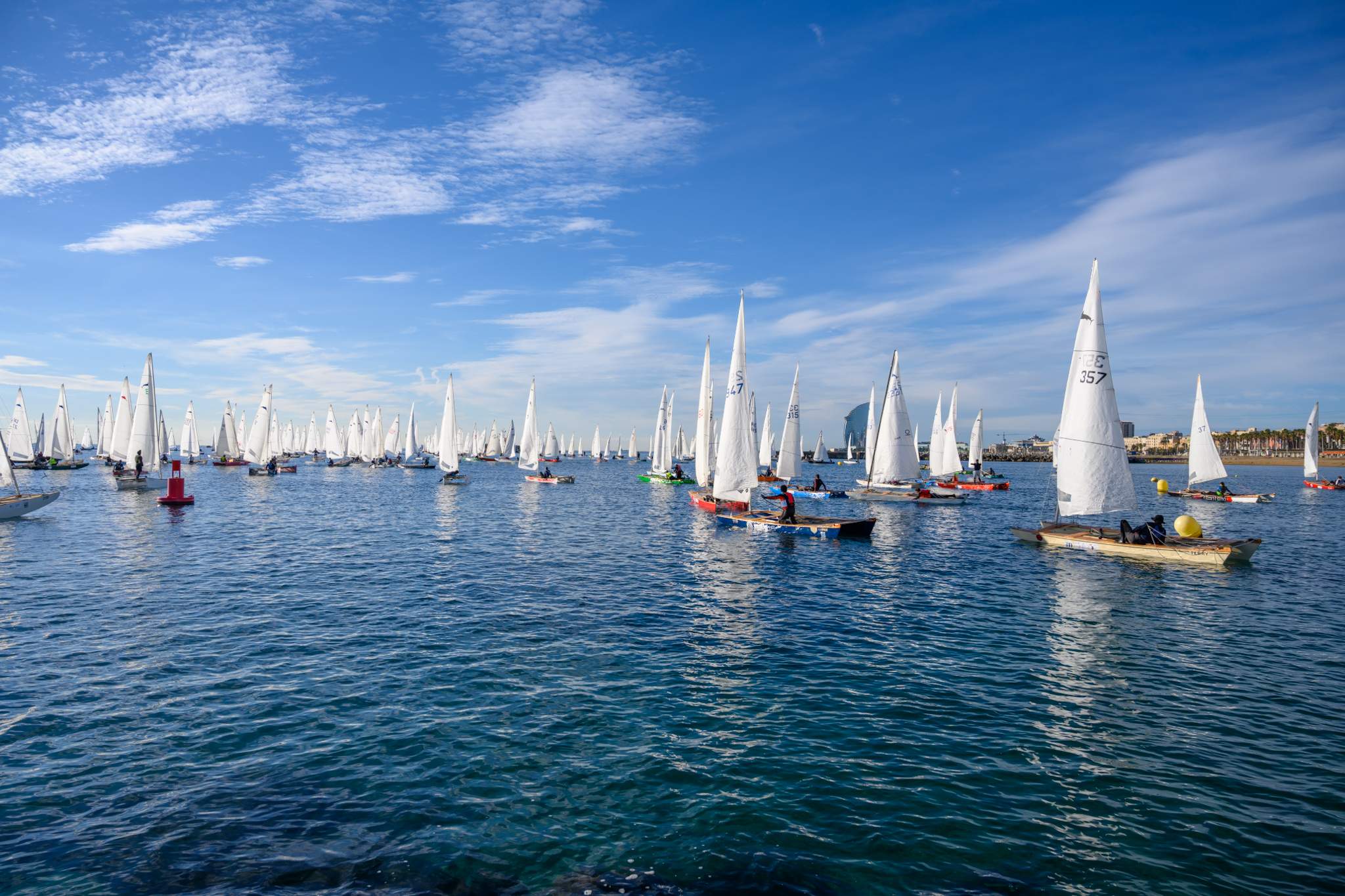 La Regata dels 350 patins catalans tanca un cap de setmana històric per a la vela a Catalunya