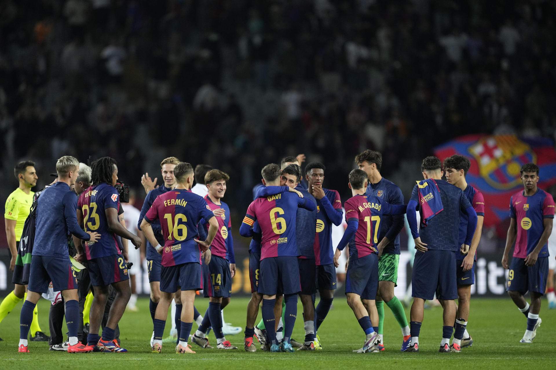 El Barça acabó el partido contra el Sevilla con una media de edad de 22,5 años