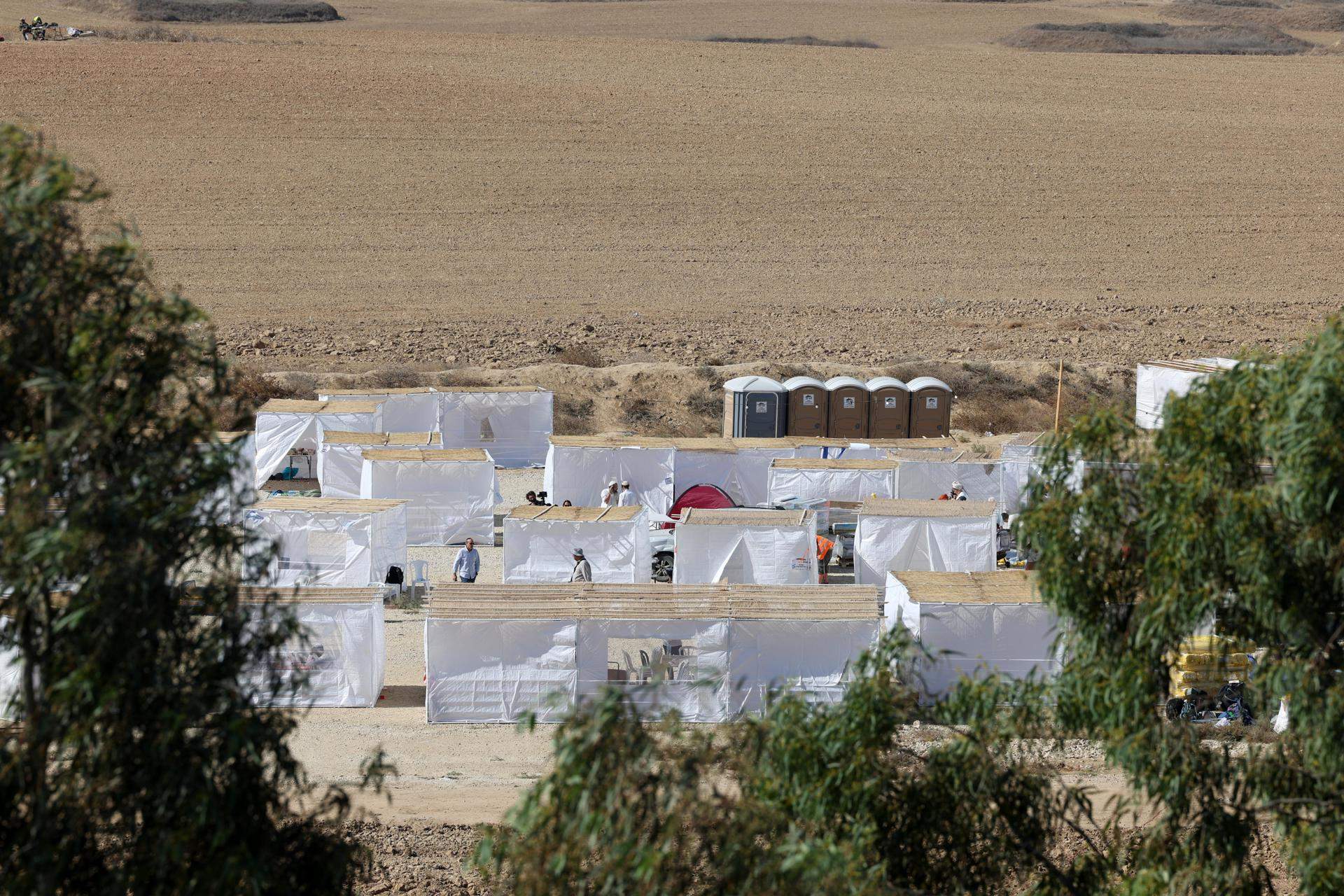 Acampada de colonos judíos ante Gaza para reivindicar su regreso a la Franja y expulsar a los palestinos