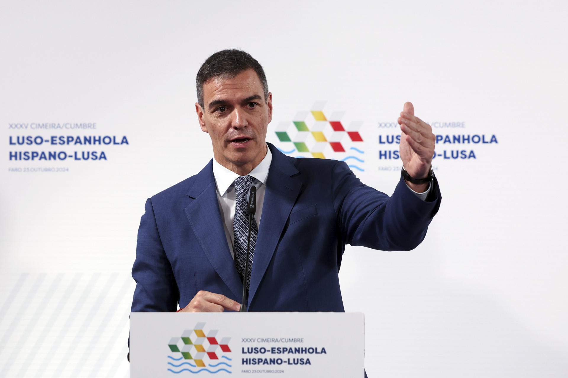 Sánchez defensa el rescat d'Air Europa però continua sense contestar si va reunir-se amb De Aldama