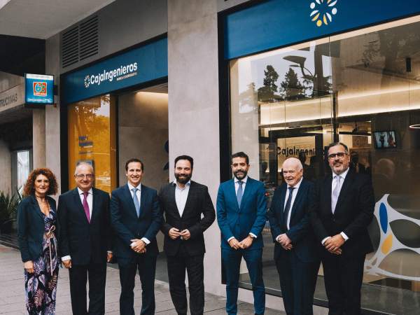 Inauguración oficial de la sede de Caja Ingenieros, en Madrid